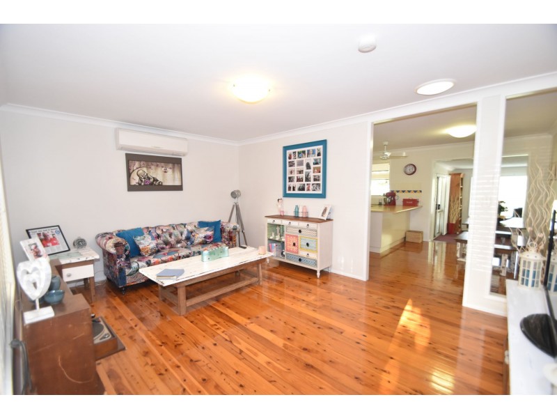 26 Honey Street, Harristown QLD 4350