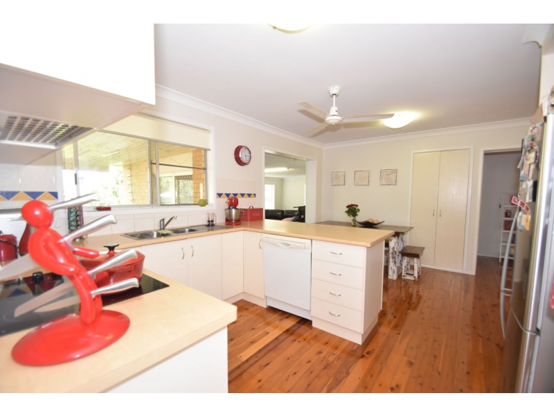 26 Honey Street, Harristown QLD 4350