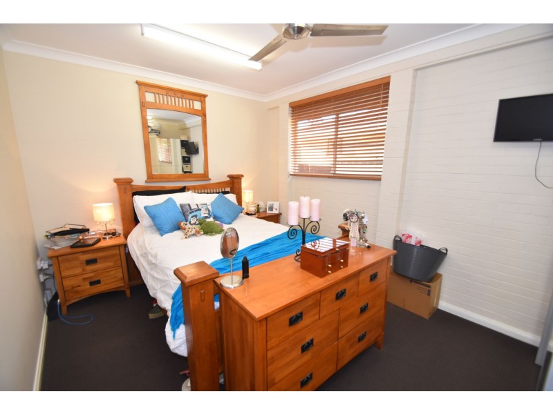 26 Honey Street, Harristown QLD 4350