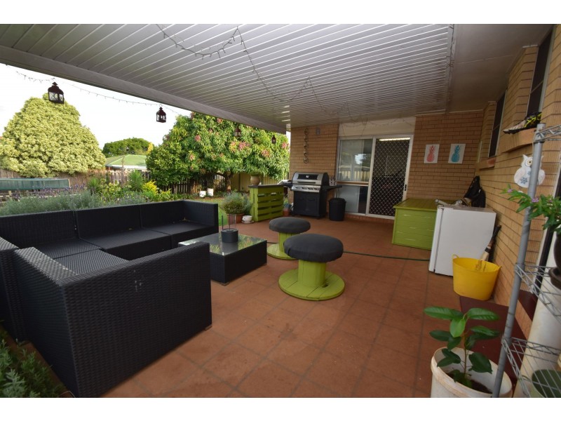 26 Honey Street, Harristown QLD 4350