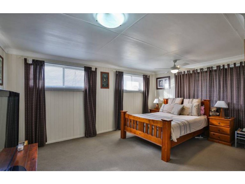 14 Hopps Street, Wilsonton QLD 4350