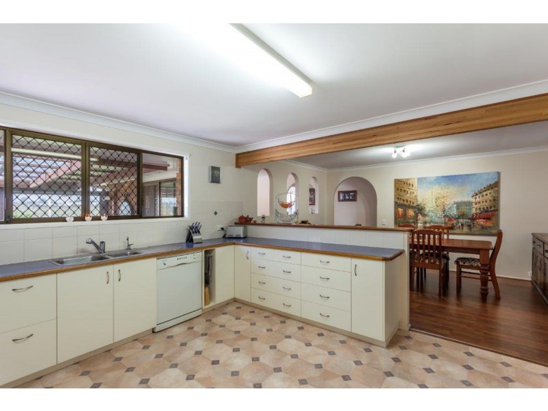 66 Hoepper Street, Kearneys Spring QLD 4350