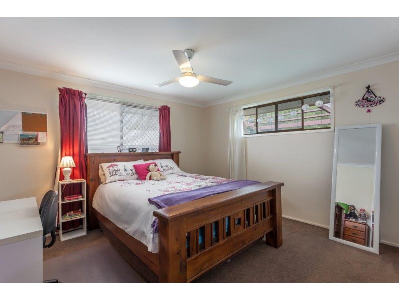 66 Hoepper Street, Kearneys Spring QLD 4350