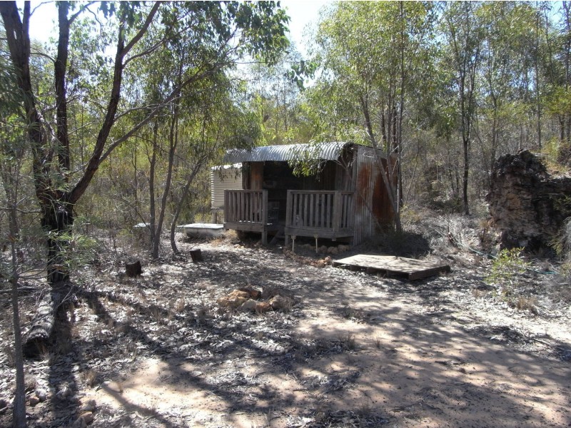 130 Ayers Rock Road, Cypress Gardens QLD 4357