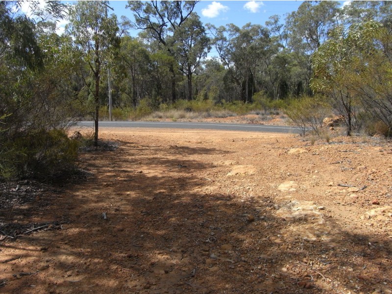 130 Ayers Rock Road, Cypress Gardens QLD 4357