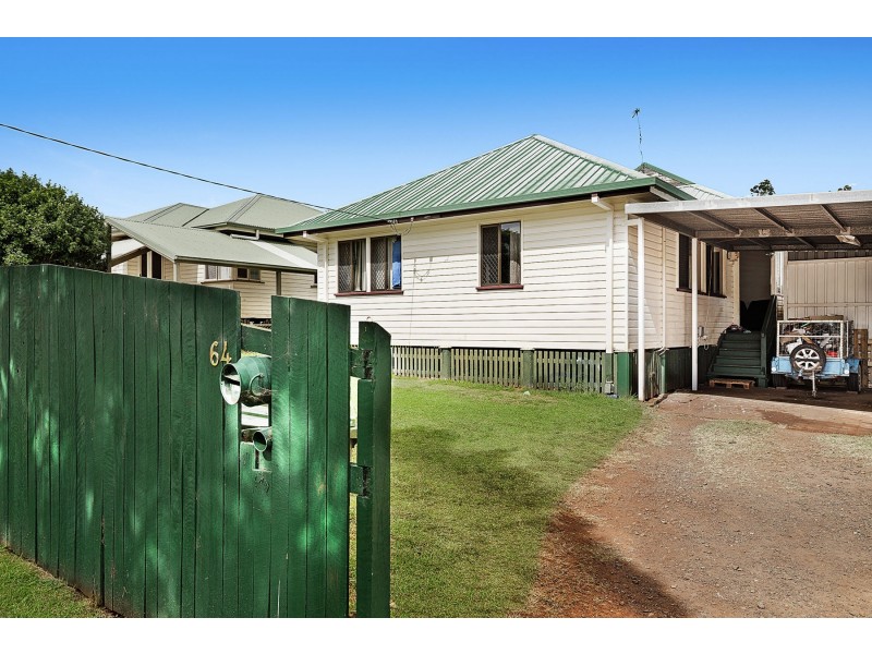64 Gleeson Crescent, Harlaxton QLD 4350