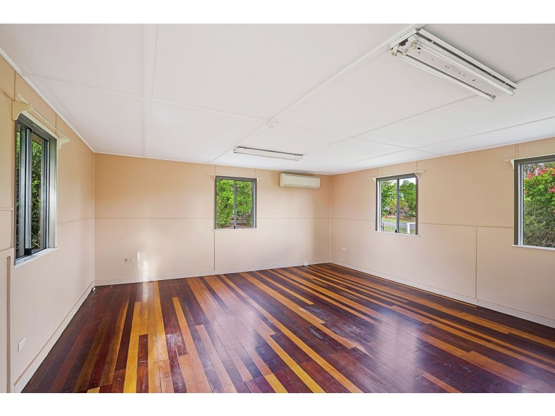 4 King Street, Greenmount QLD 4359