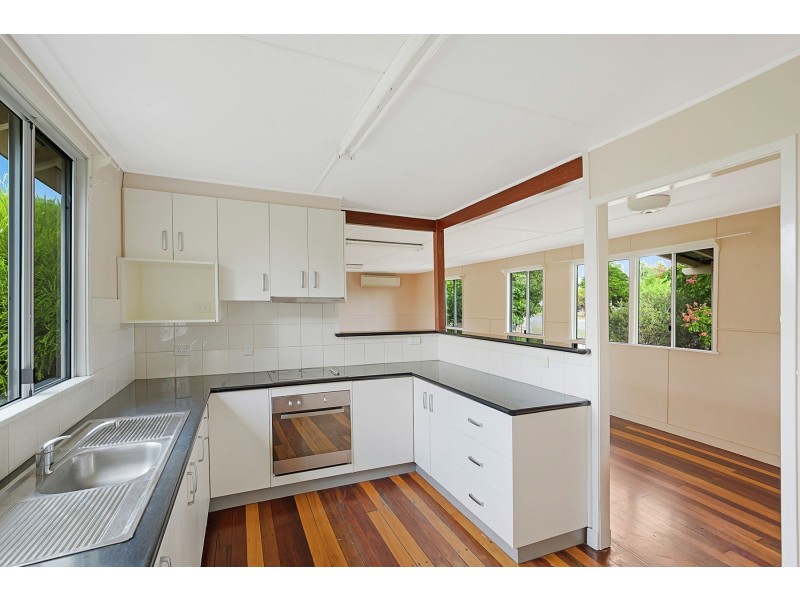 4 King Street, Greenmount QLD 4359