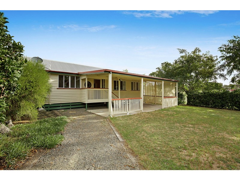 4 King Street, Greenmount QLD 4359