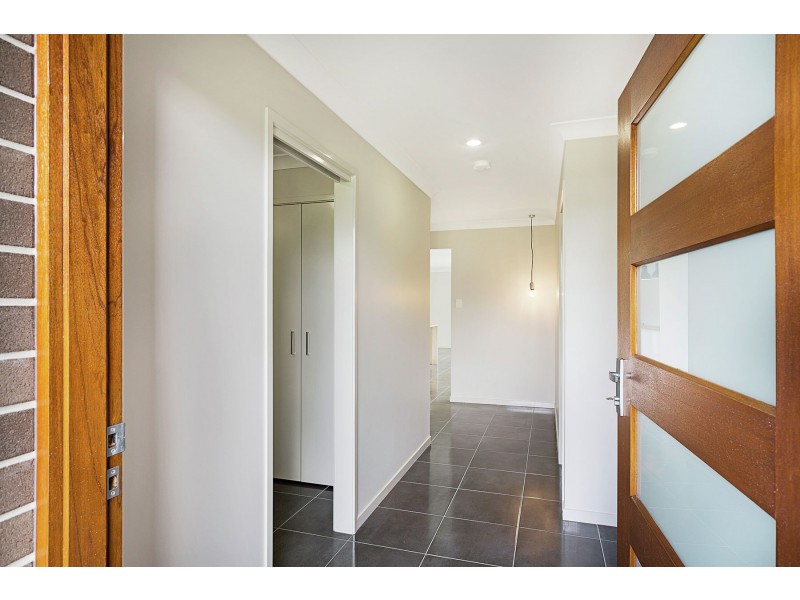 14 Barwick Street, Westbrook QLD 4350