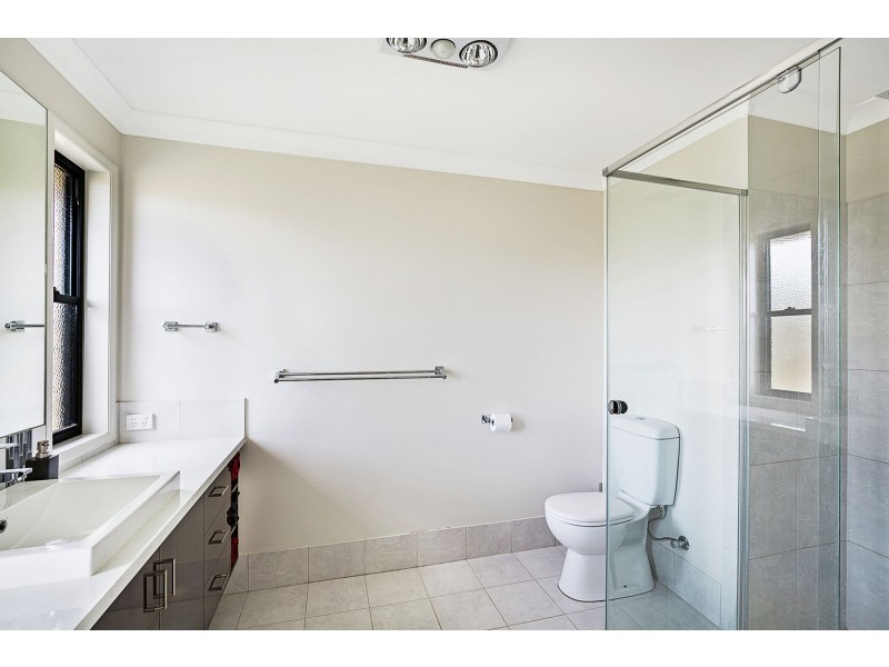 5 Casuarina Crescent (Turn Left At Jones Rd & Left Into Quigleys Rd), Withcott QLD 4352