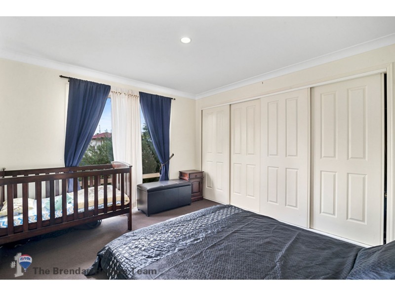 6 Milligan Street, Oakey QLD 4401