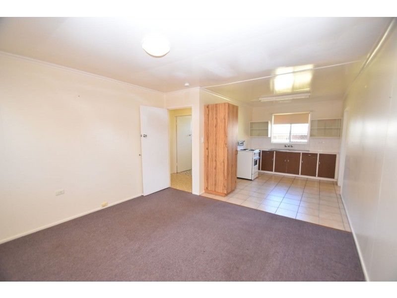 1/1a Atkinson Street, South Toowoomba QLD 4350