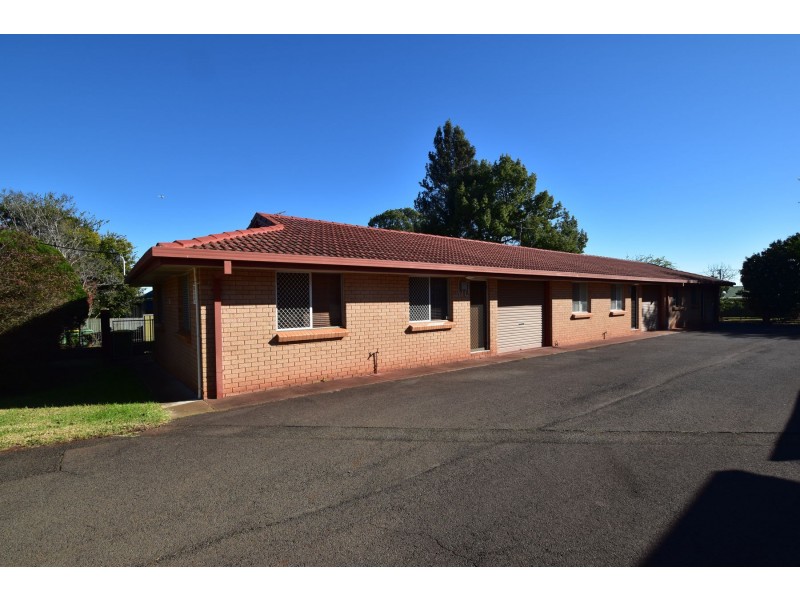 1/1a Atkinson Street, South Toowoomba QLD 4350