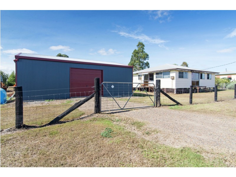 25 Perrin Road, Cambooya QLD 4358