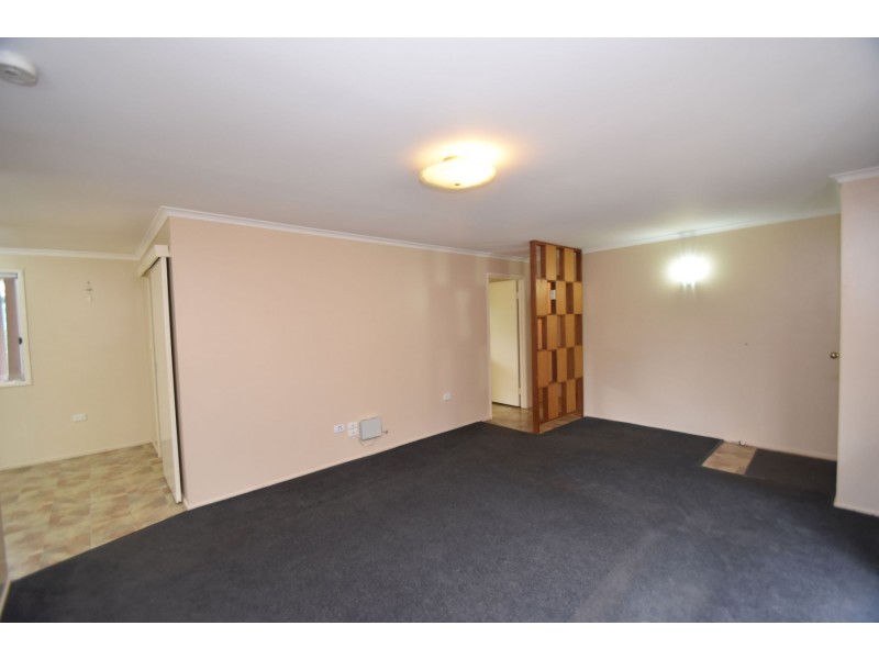 11 Behland Street, Kearneys Spring QLD 4350