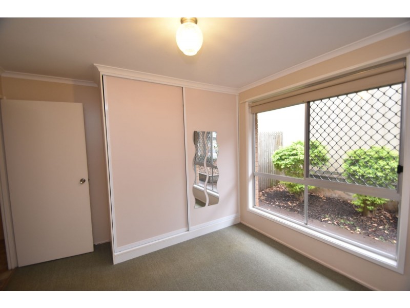 11 Behland Street, Kearneys Spring QLD 4350