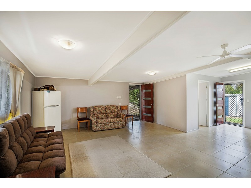 17 Daher Street, Goombungee QLD 4354