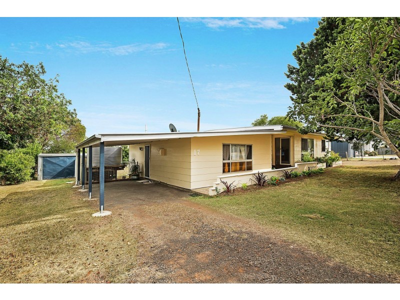 17 Daher Street, Goombungee QLD 4354