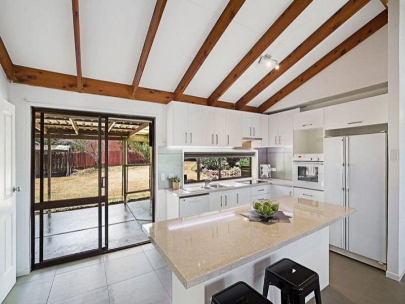 4 Burgundy Street, Wilsonton Heights QLD 4350
