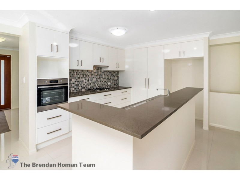 19 Renshaw Crescent, Kearneys Spring QLD 4350