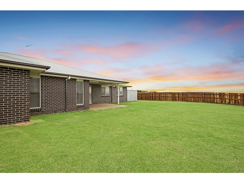 84 Ferguson Road, Westbrook QLD 4350