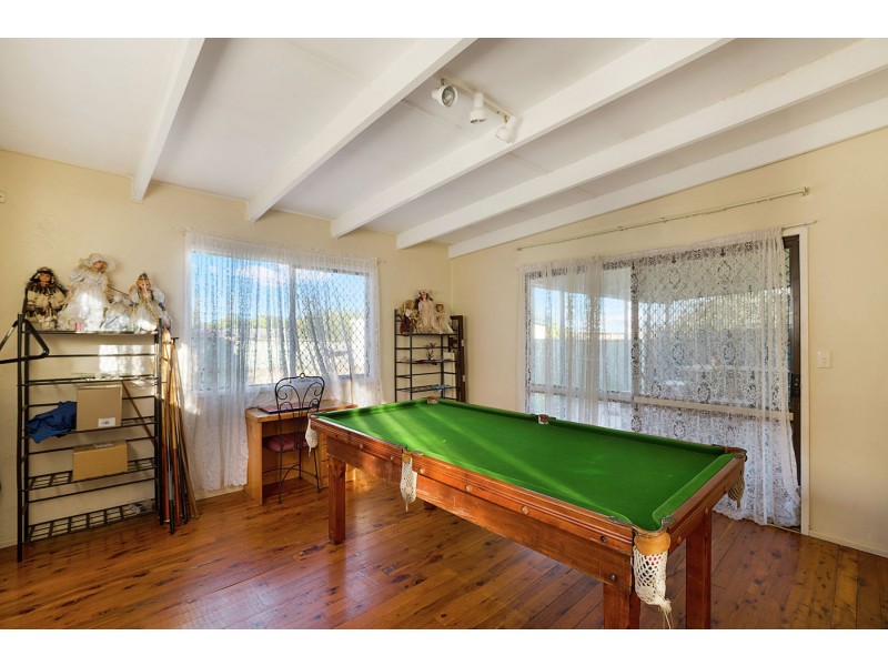 254 Tor Street (North of Bridge Street), Rockville QLD 4350