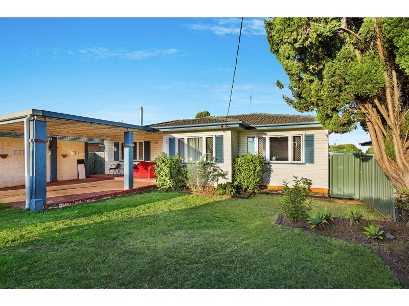 254 Tor Street (North of Bridge Street), Rockville QLD 4350