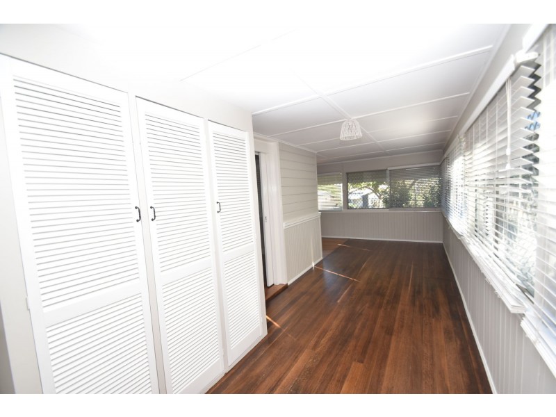 4 Louisa Street, South Toowoomba QLD 4350