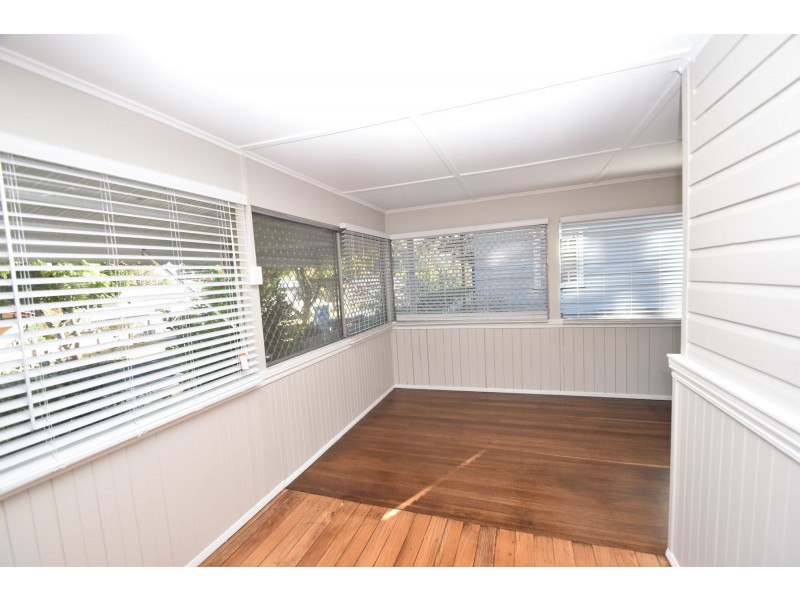 4 Louisa Street, South Toowoomba QLD 4350