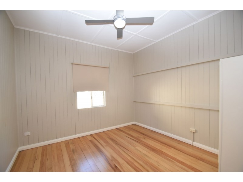4 Louisa Street, South Toowoomba QLD 4350