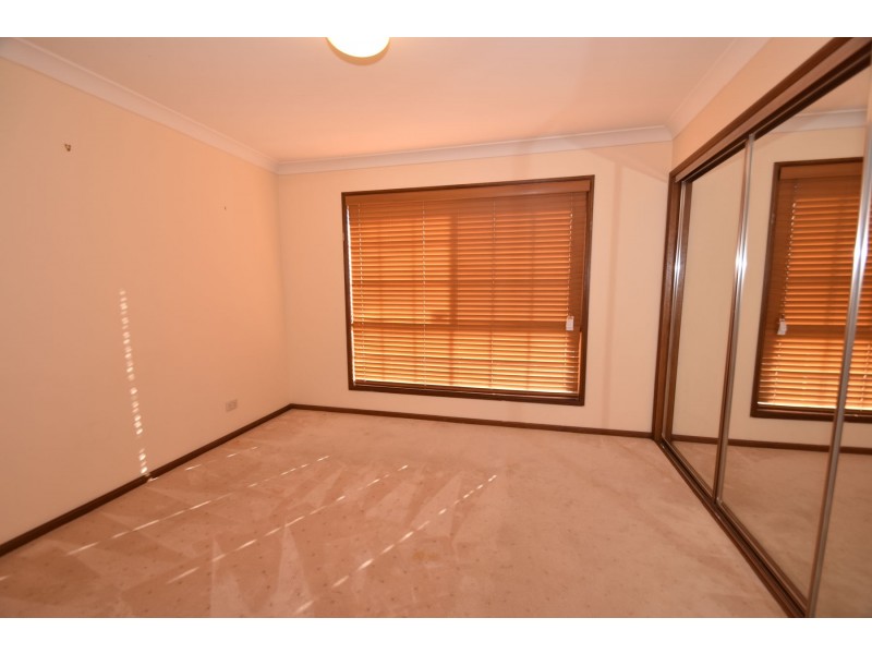 460 Hume Street, Middle Ridge QLD 4350