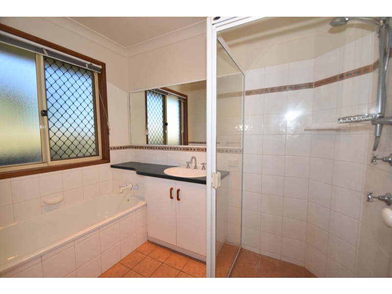 460 Hume Street, Middle Ridge QLD 4350