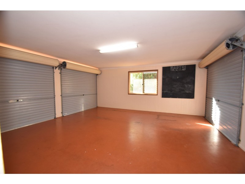 460 Hume Street, Middle Ridge QLD 4350