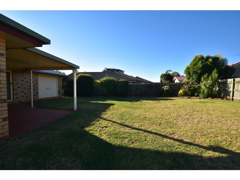 460 Hume Street, Middle Ridge QLD 4350