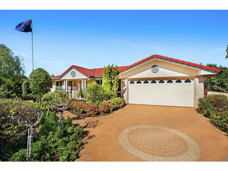27 Westfield Drive, Westbrook QLD 4350