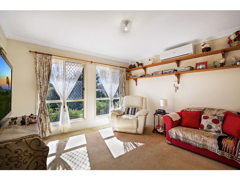 27 Westfield Drive, Westbrook QLD 4350