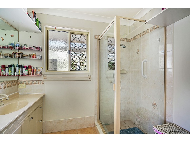 27 Westfield Drive, Westbrook QLD 4350