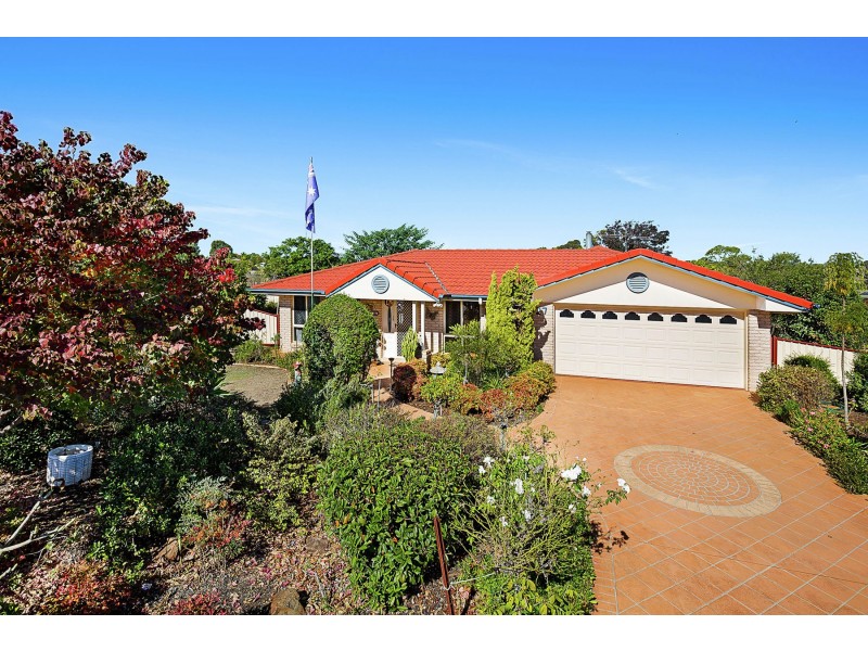 27 Westfield Drive, Westbrook QLD 4350