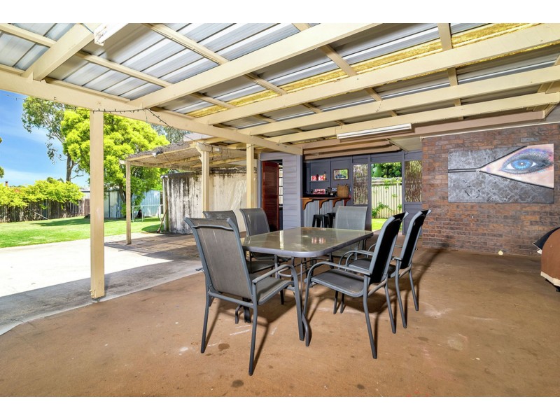 12 Gladstone Street, Wyreema QLD 4352