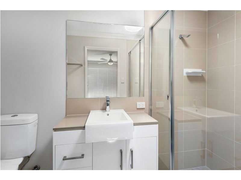 Unit 3, 194 Alderley Street, Centenary Heights QLD 4350