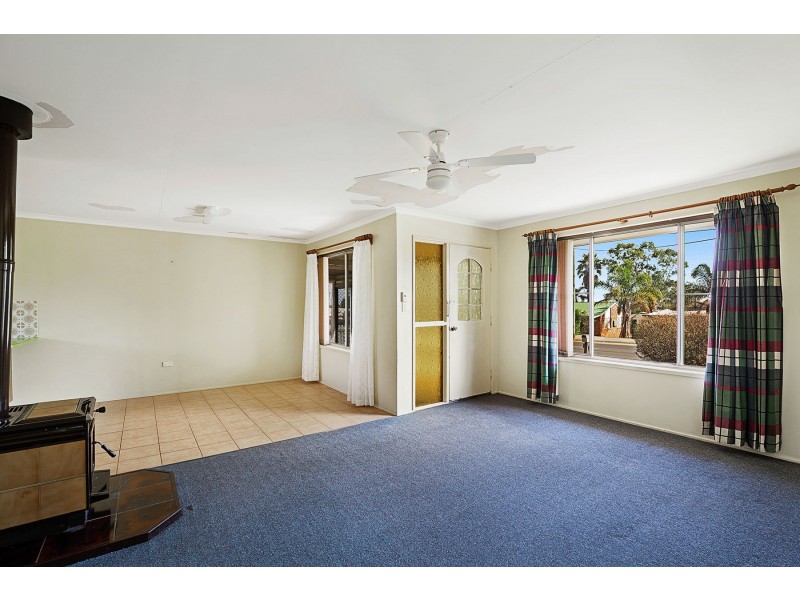 574 Greenwattle Street, Newtown QLD 4350