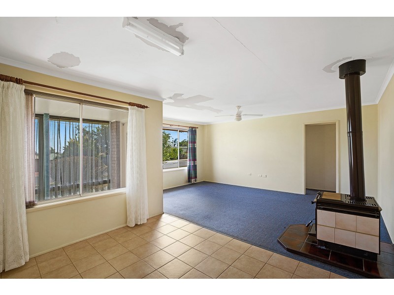 574 Greenwattle Street, Newtown QLD 4350