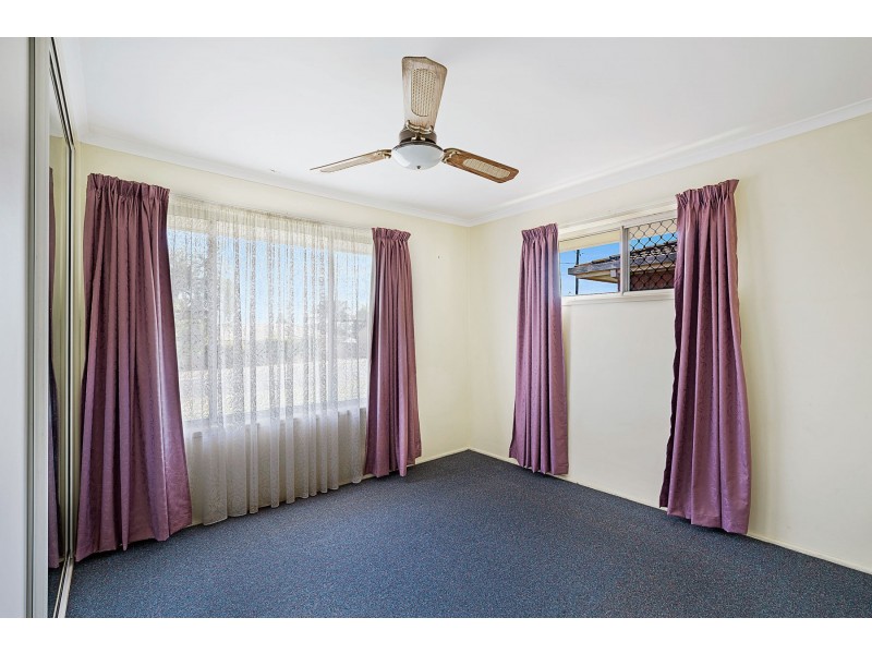 574 Greenwattle Street, Newtown QLD 4350