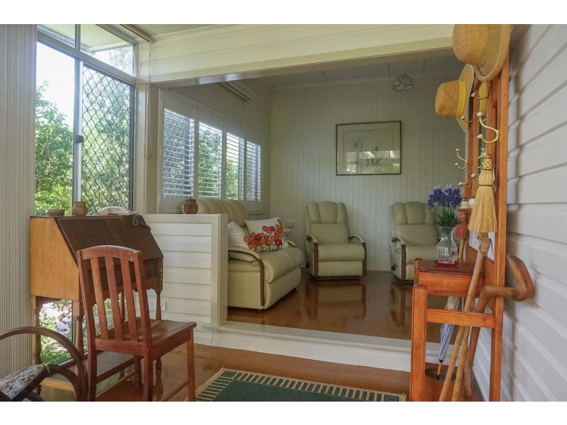 19 Weetwood Street, Newtown QLD 4350