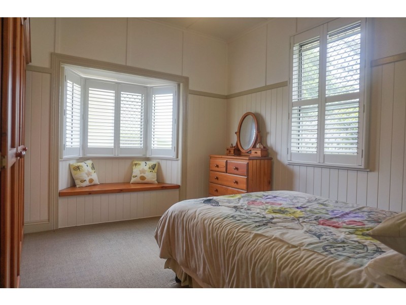 19 Weetwood Street, Newtown QLD 4350