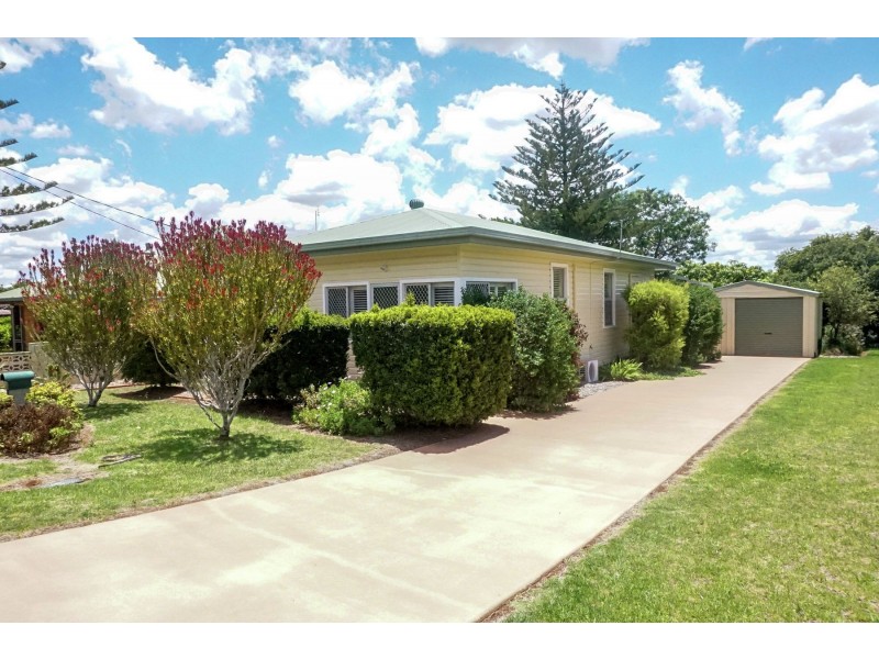 19 Weetwood Street, Newtown QLD 4350