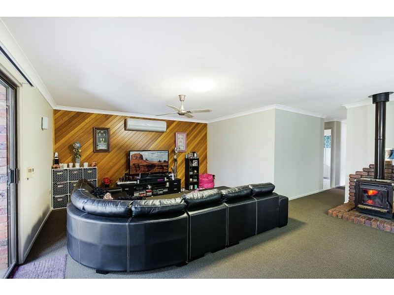3 Sharon Court, Darling Heights QLD 4350
