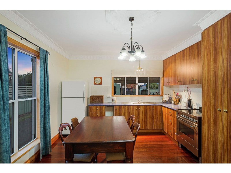 21 Balfour Street, Wyreema QLD 4352