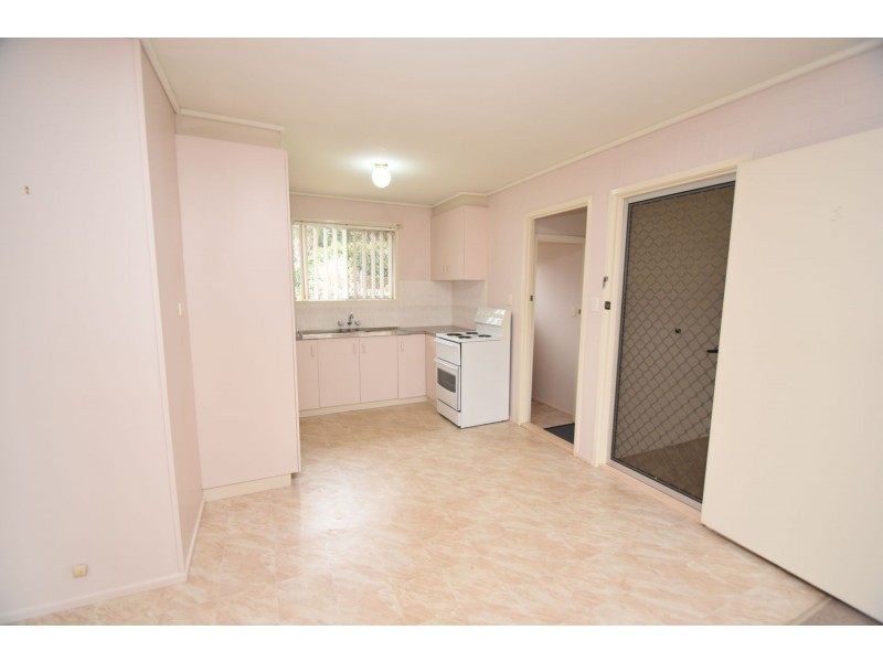 3/19 Ascot Street, Newtown QLD 4350